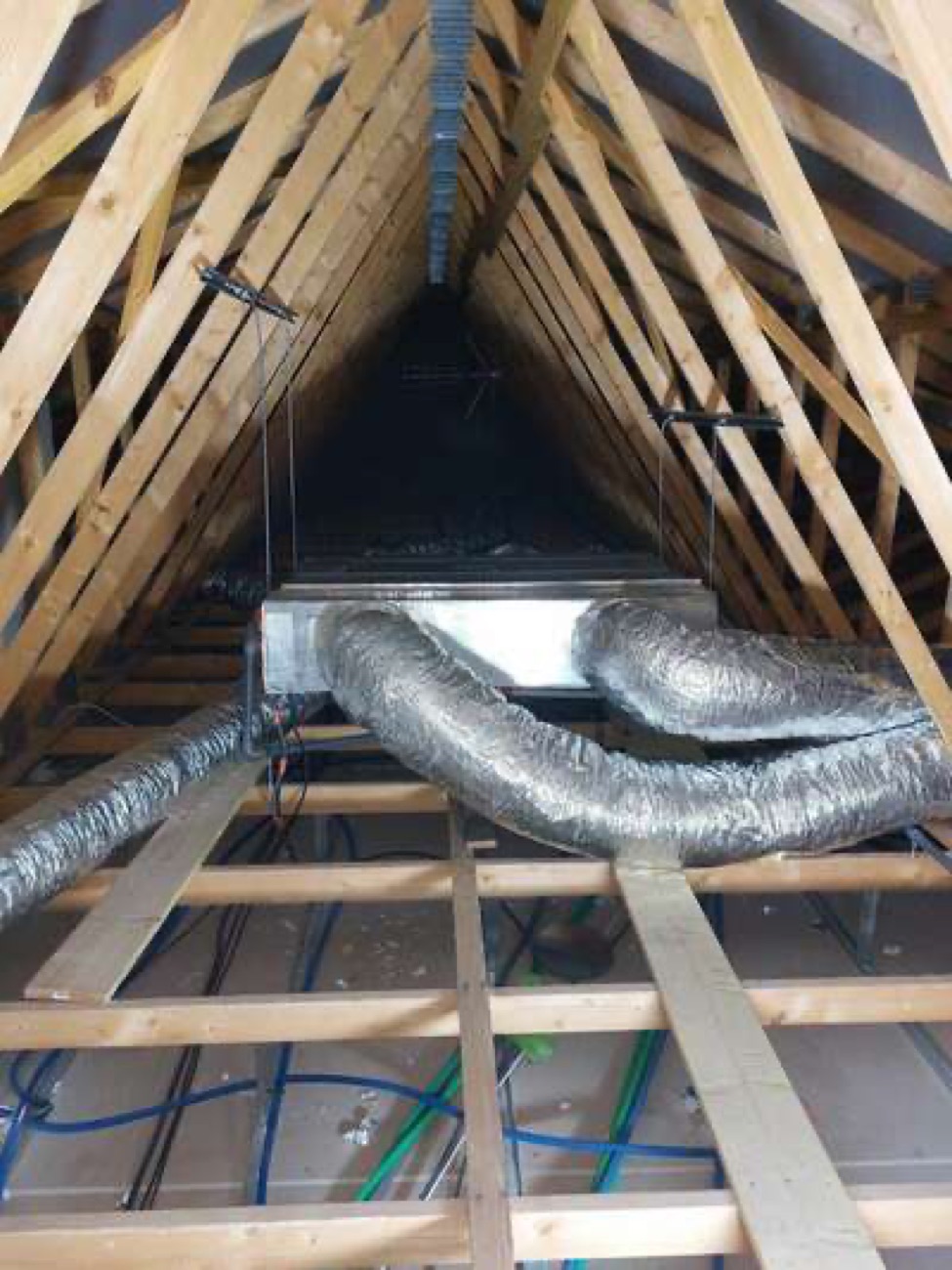 Caisson double flux suspendu à La Verpillière